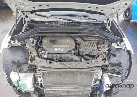 2017 BMW X1 xDrive28I z USA, uszkodzony, nr VIN WBXHT3C38H5F76148